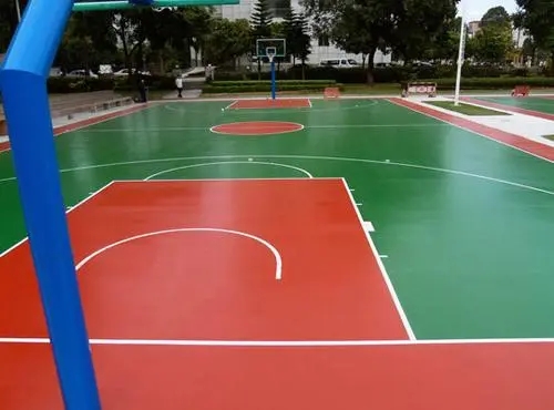 镇江球场地面翻新,裂缝修重要性